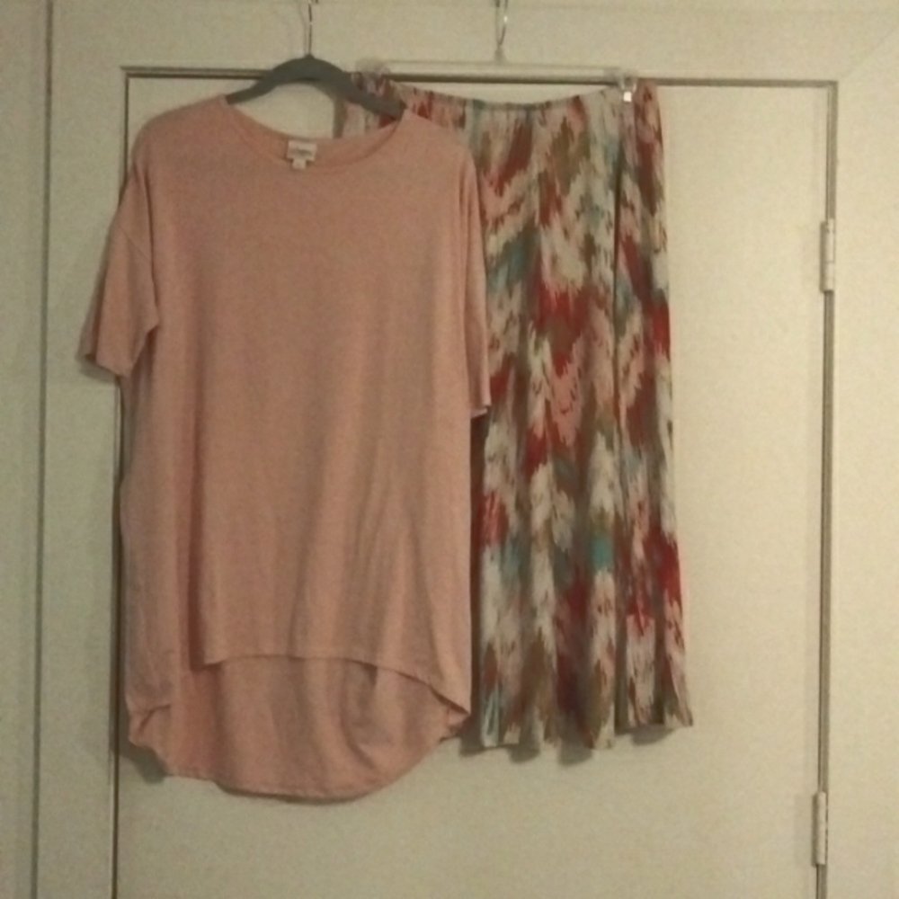 LuLaRoe Skirt outfit 2 pc